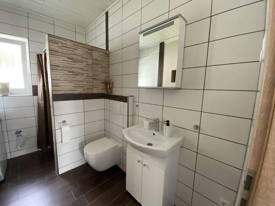 Neu Apartment In Schloss Naehe,Parkplatz, Netflix Зёгель Экстерьер фото